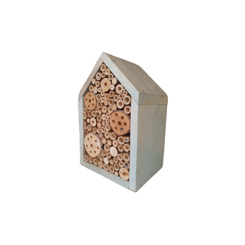 Insektenhotel mit Spitzdach