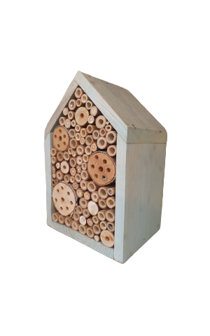 Insektenhotel mit Spitzdach